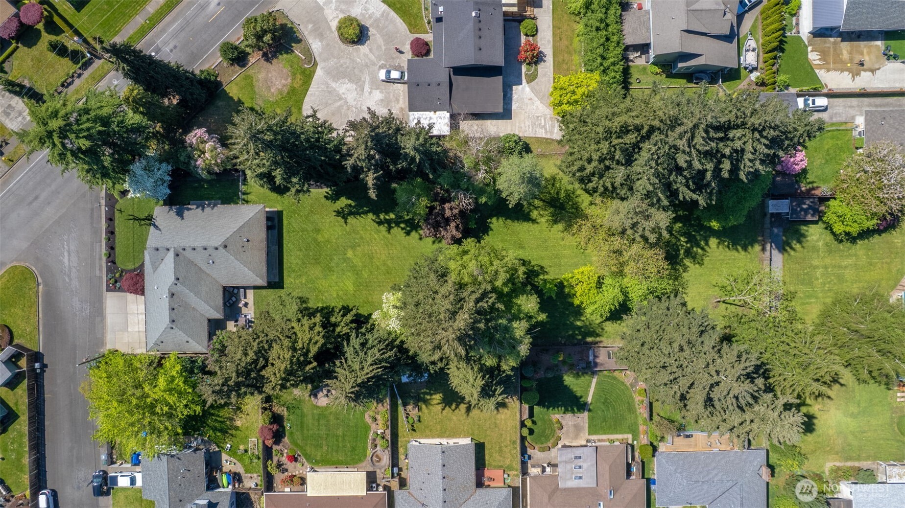 1913 3rd Avenue NW, Puyallup, WA 98371