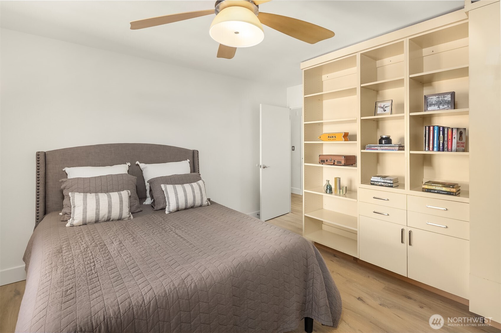 1105 Spring Street #1112, Seattle, WA 98104