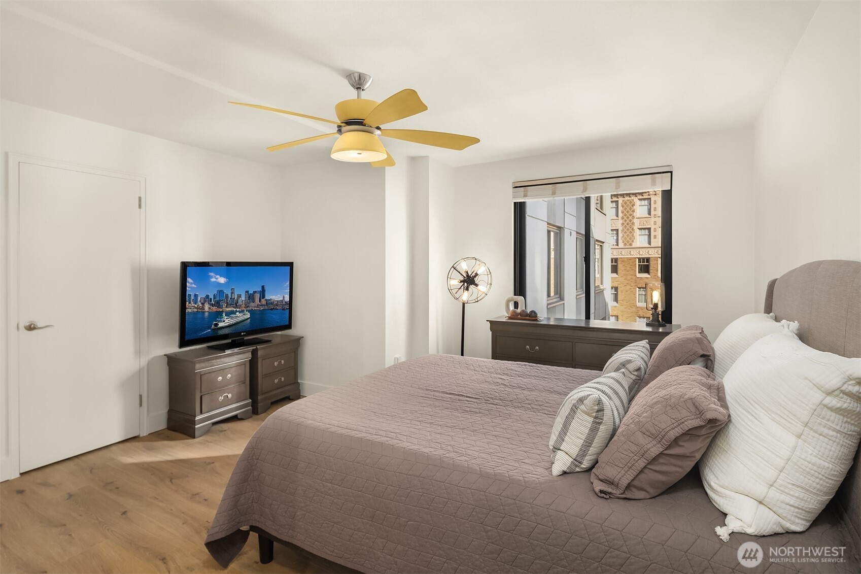 1105 Spring Street #1112, Seattle, WA 98104