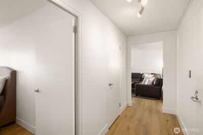 1105 Spring Street #1112, Seattle, WA 98104 - Photo 16