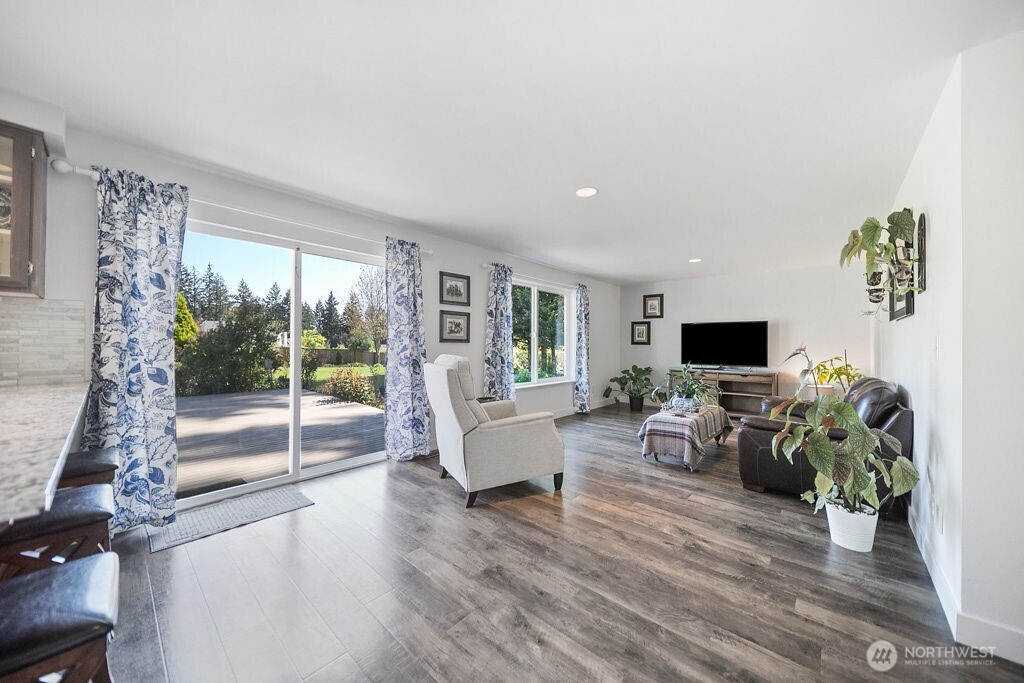 2960 NW North Star Drive , Silverdale, WA 98383-5601