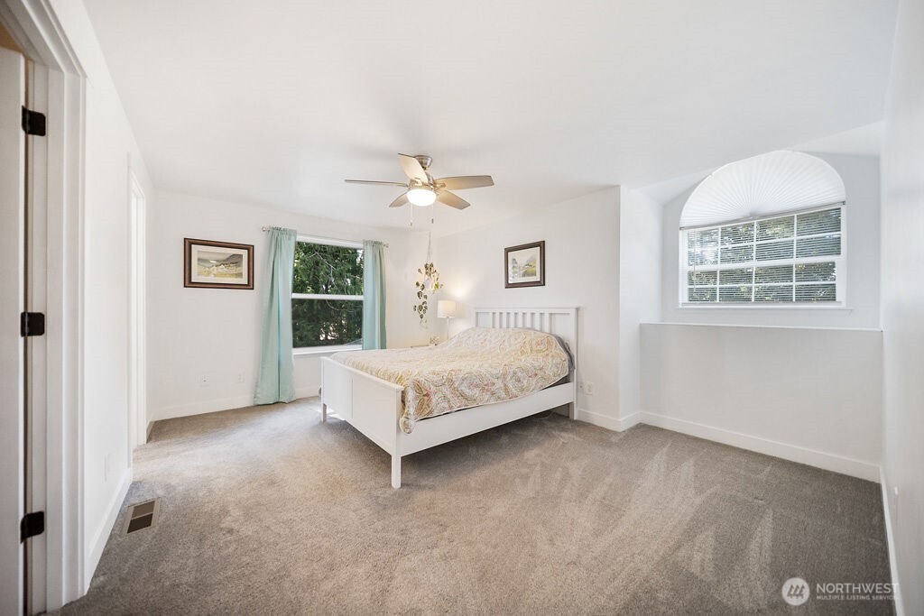 2960 NW North Star Drive , Silverdale, WA 98383-5601