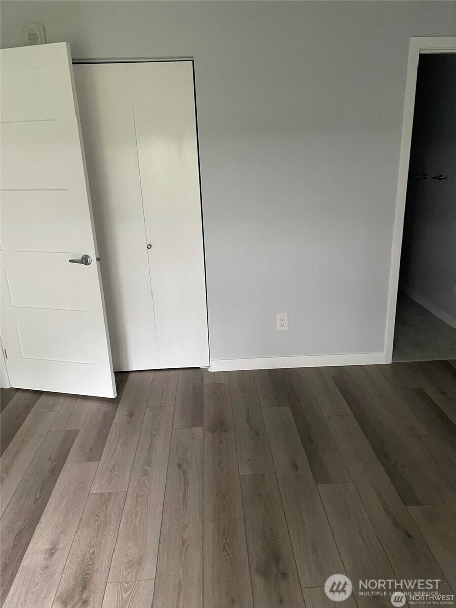 3236 80th Avenue SE #4, Mercer Island, WA 98040