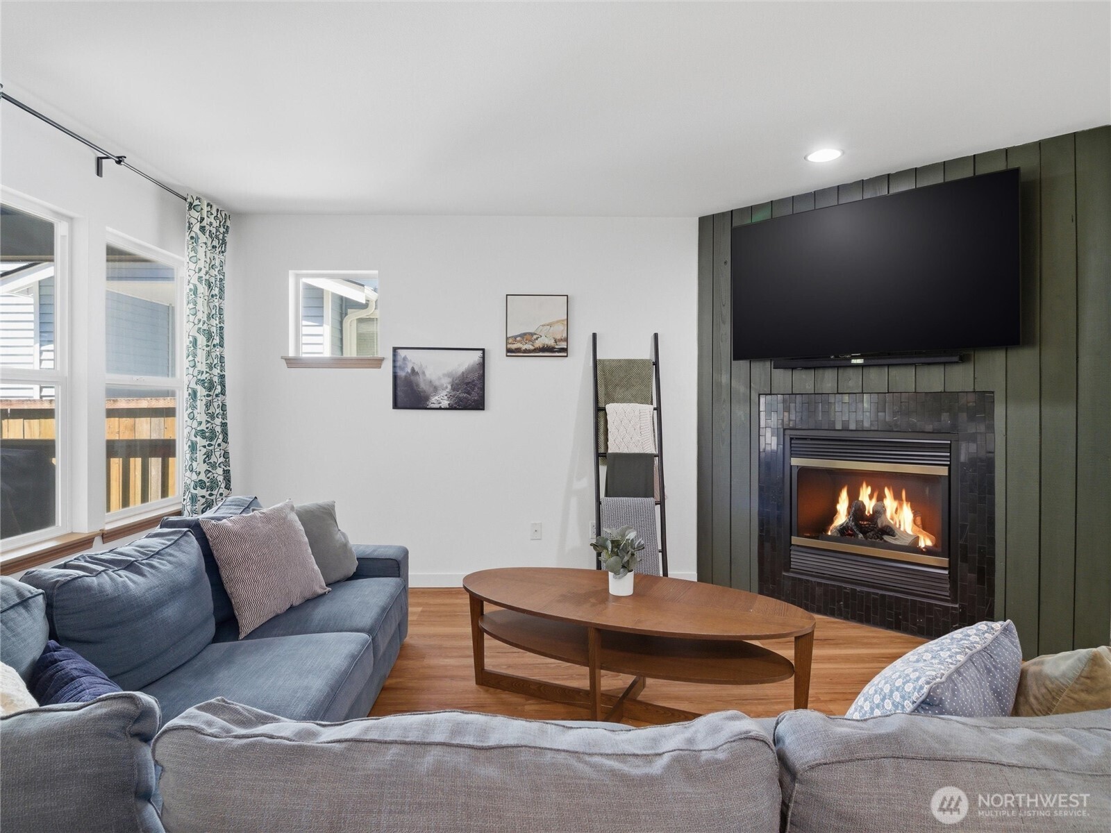 1179 Griggs Street , Dupont, WA 98327