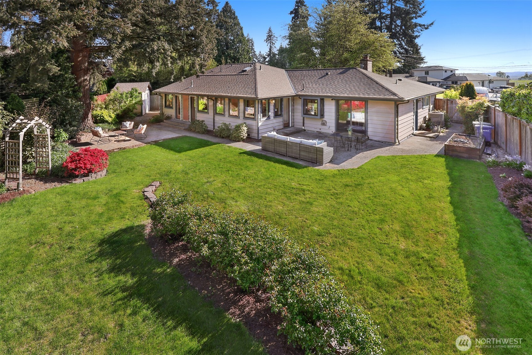 8824 NE 189th Place , Bothell, WA 98011