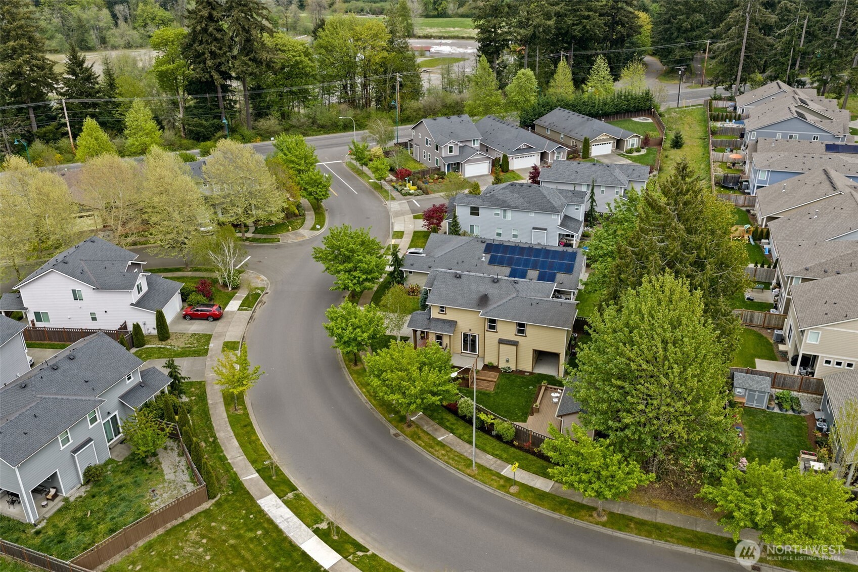 8896 Silverspot Drive SE, Tumwater, WA 98501