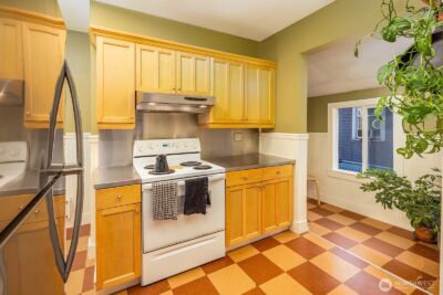 2315 E Spring Street , Seattle, WA 98122 - Photo 14