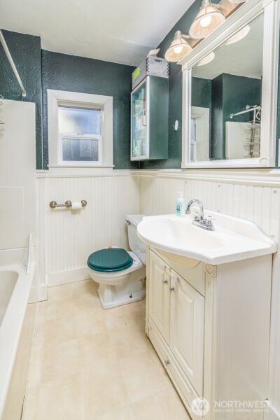2315 E Spring Street , Seattle, WA 98122 - Photo 23