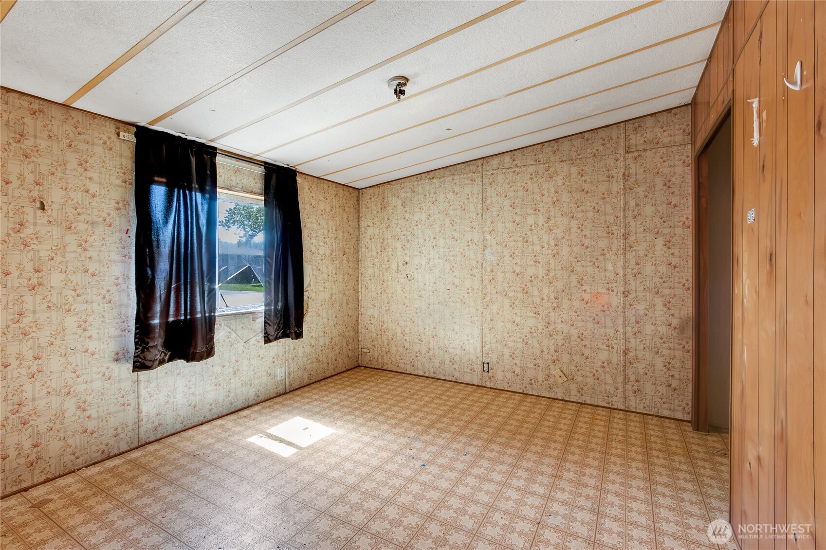 415 4th Avenue N, Algona, WA 98001