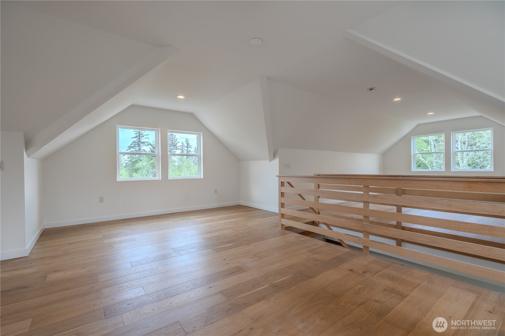 9301 Lohrer Lane NE, Olympia, WA 98516