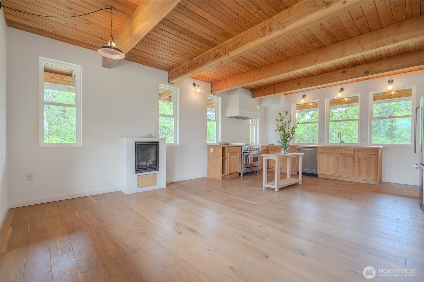 9301 Lohrer Lane NE, Olympia, WA 98516