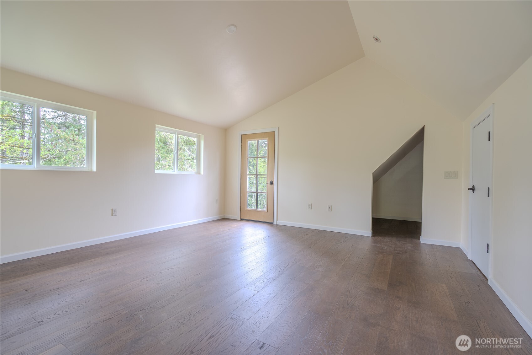 9301 Lohrer Lane NE, Olympia, WA 98516