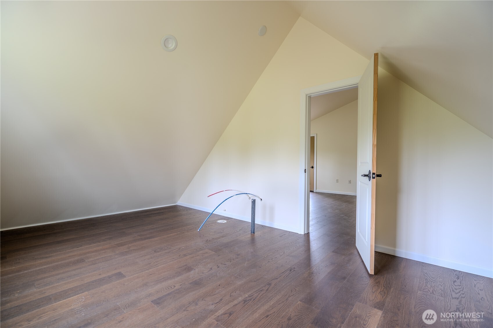 9301 Lohrer Lane NE, Olympia, WA 98516