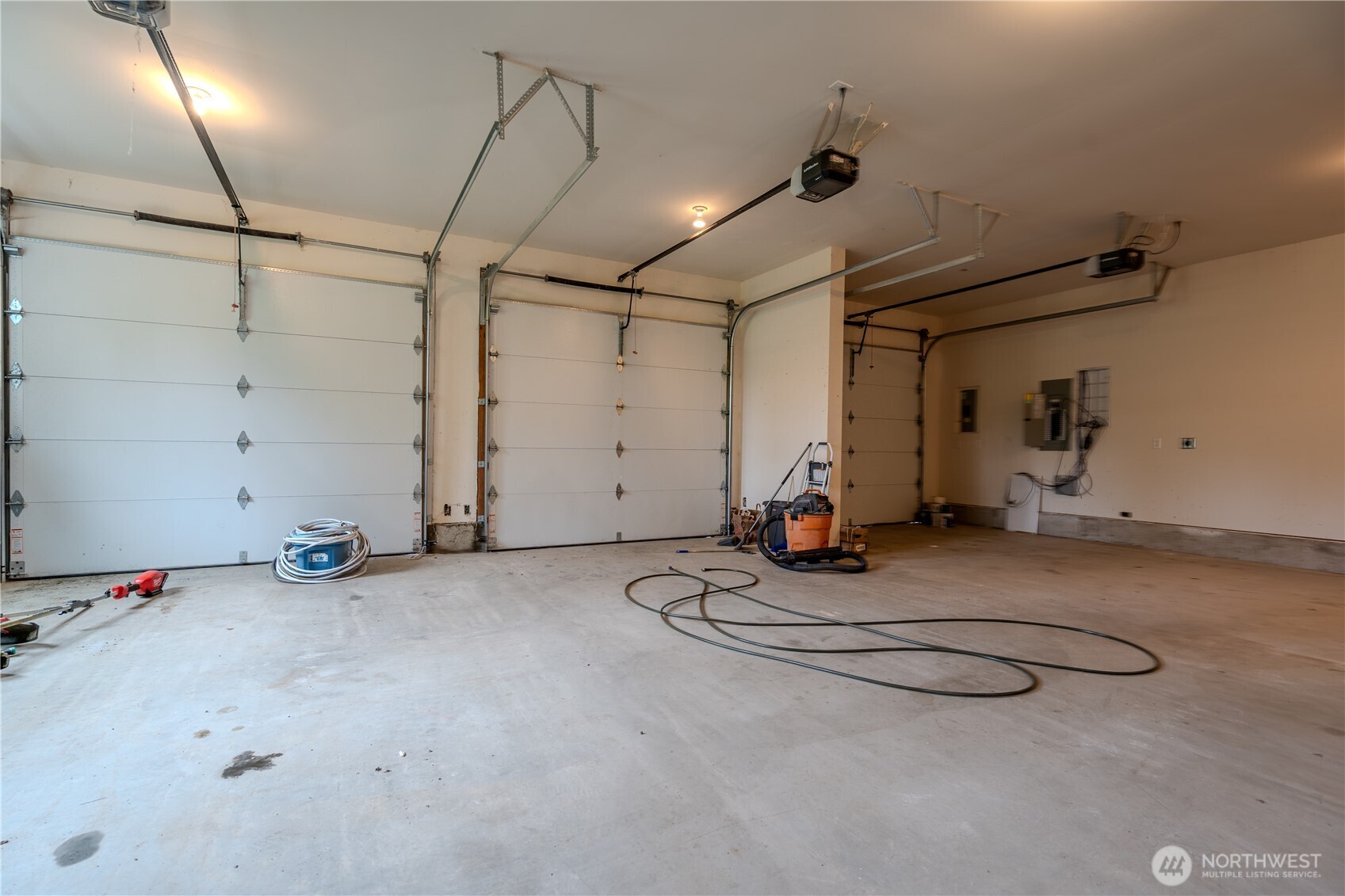 9301 Lohrer Lane NE, Olympia, WA 98516
