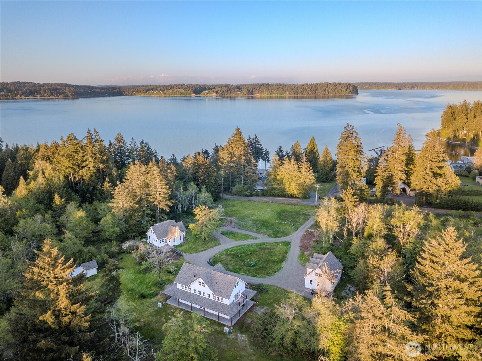 9301 Lohrer Lane NE, Olympia, WA 98516