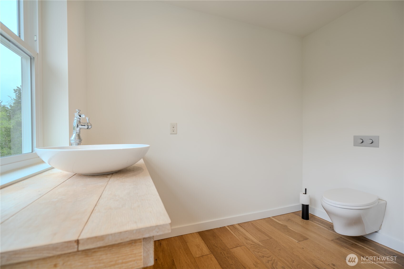 9301 Lohrer Lane NE, Olympia, WA 98516