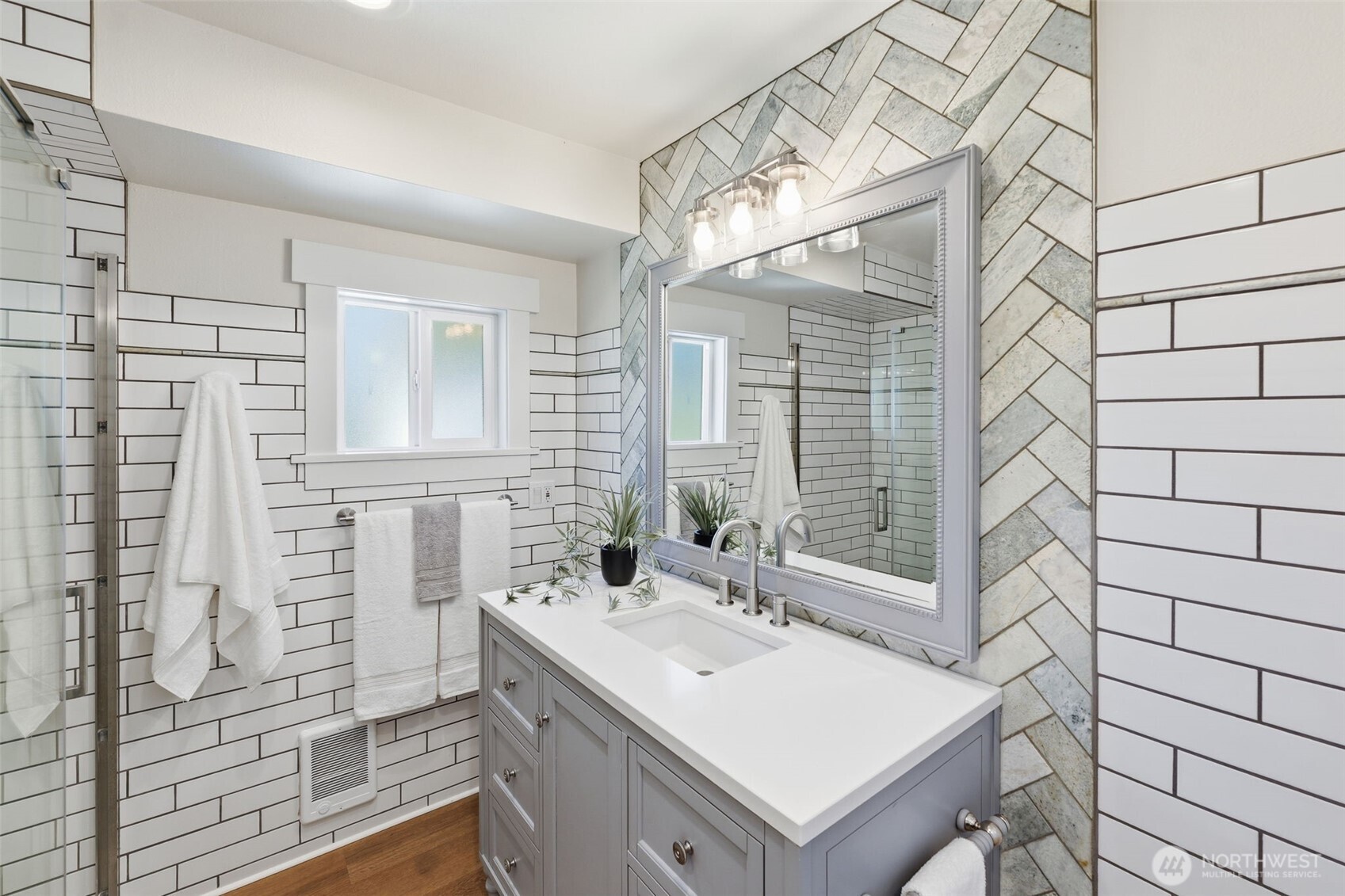 6941 NE Libby Road , Olympia, WA 98506