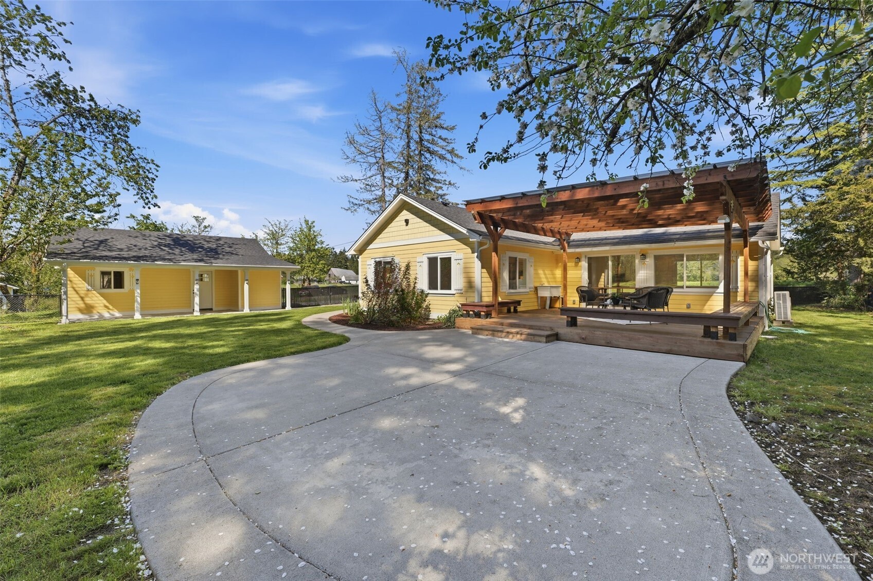 6941 NE Libby Road , Olympia, WA 98506