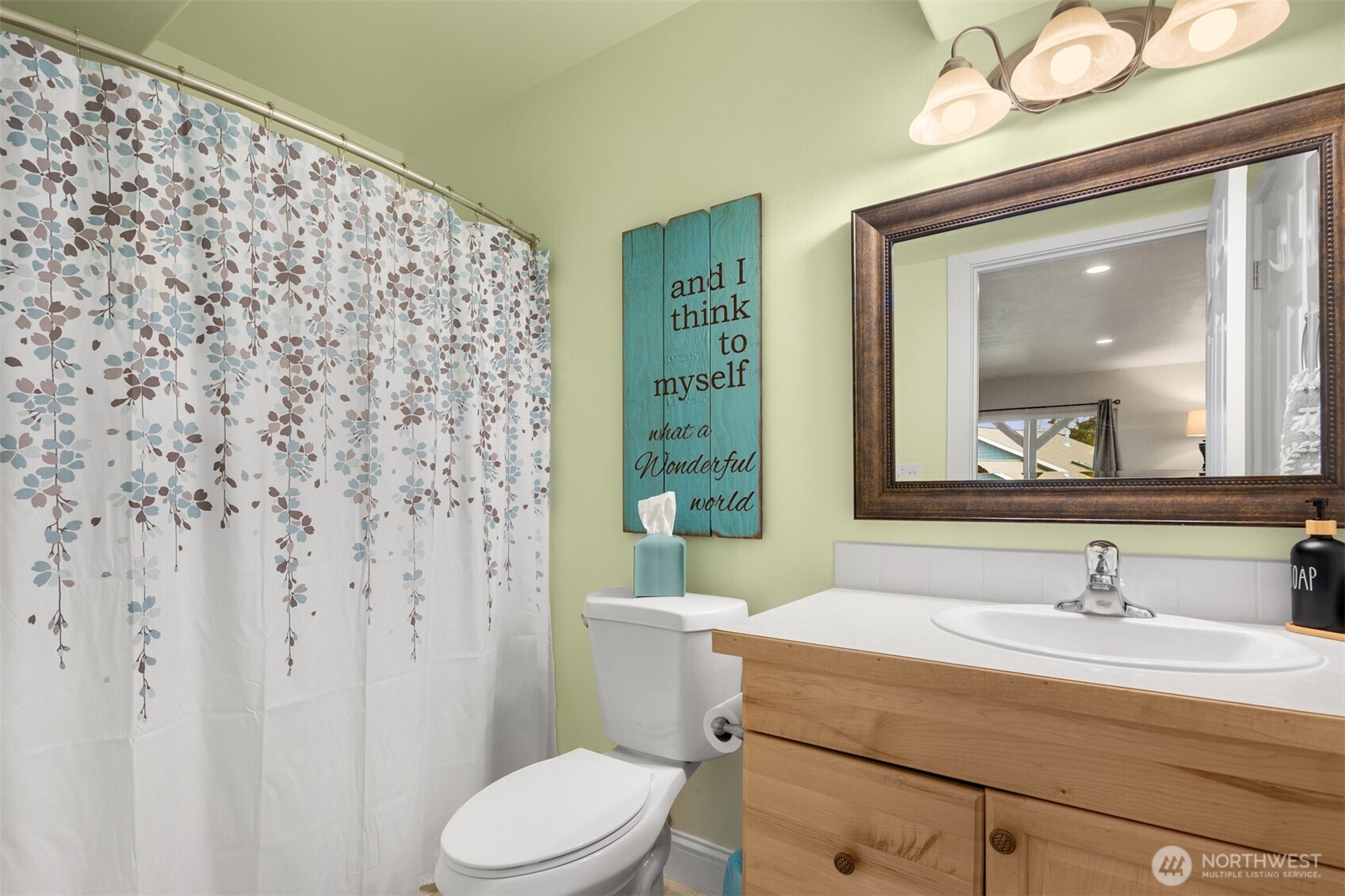 1409 Commodore Place , Freeland, WA 98249-9694