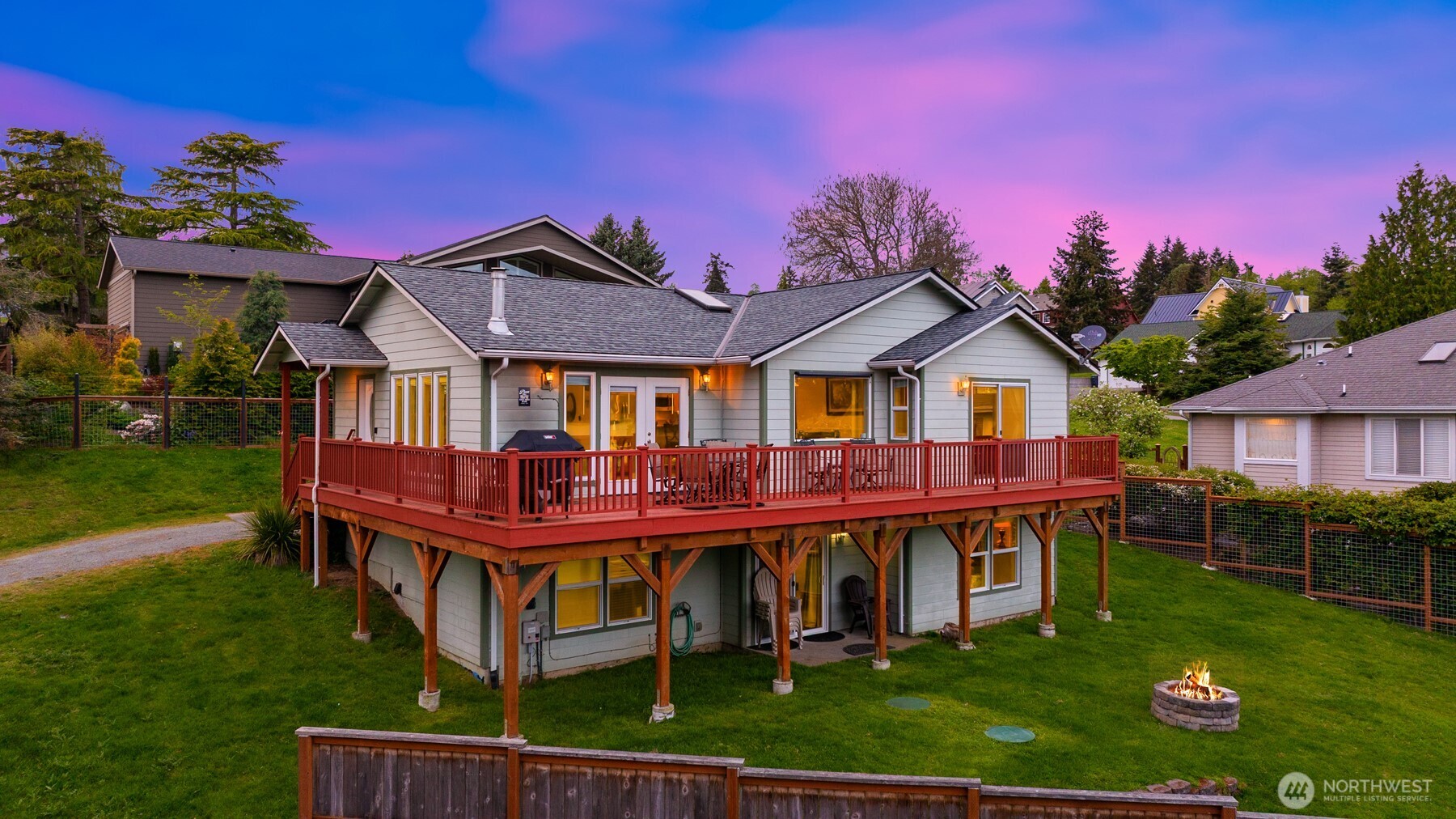 1409 Commodore Place , Freeland, WA 98249-9694