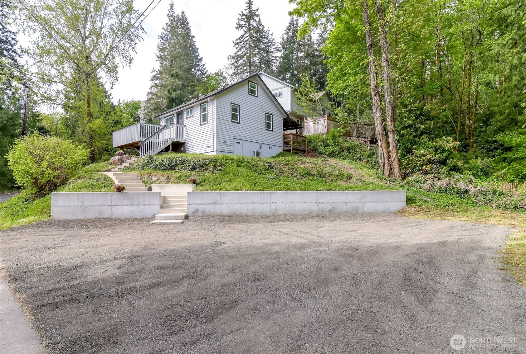1408 Price Rd , Bremerton, WA 98312