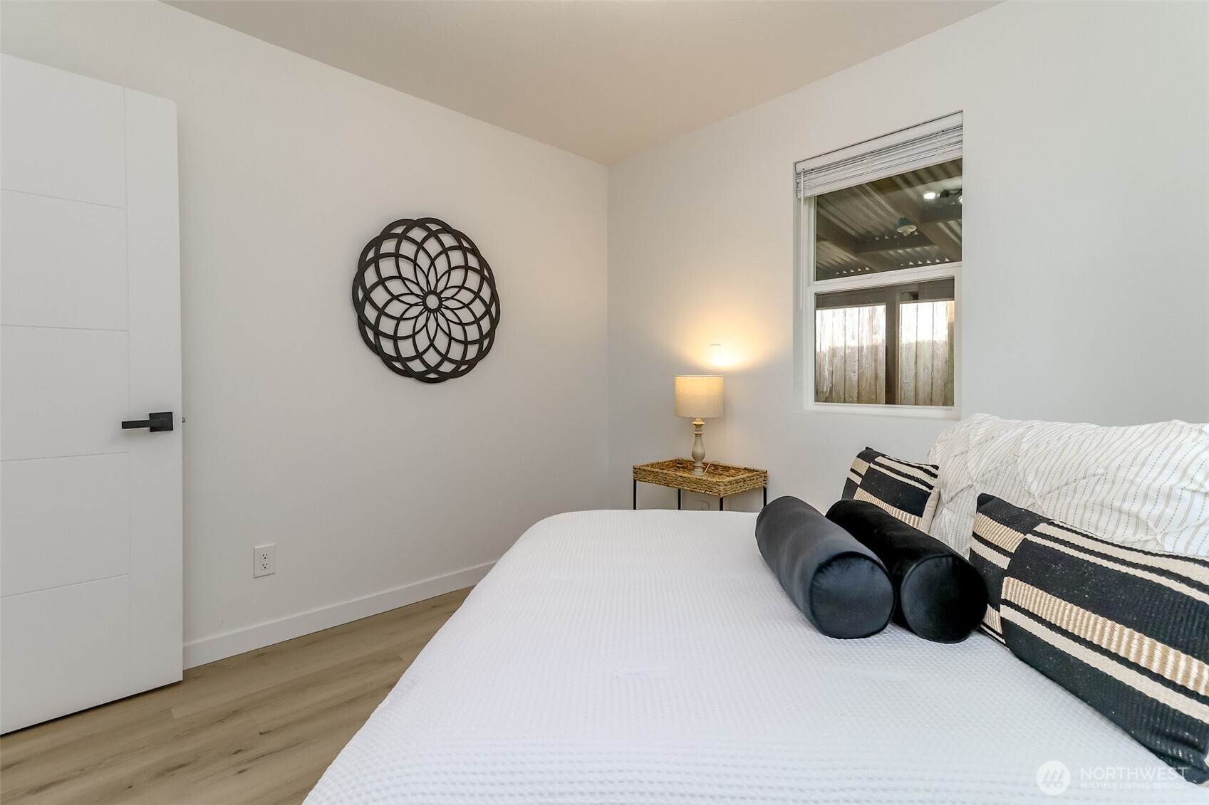 1408 Price Rd , Bremerton, WA 98312