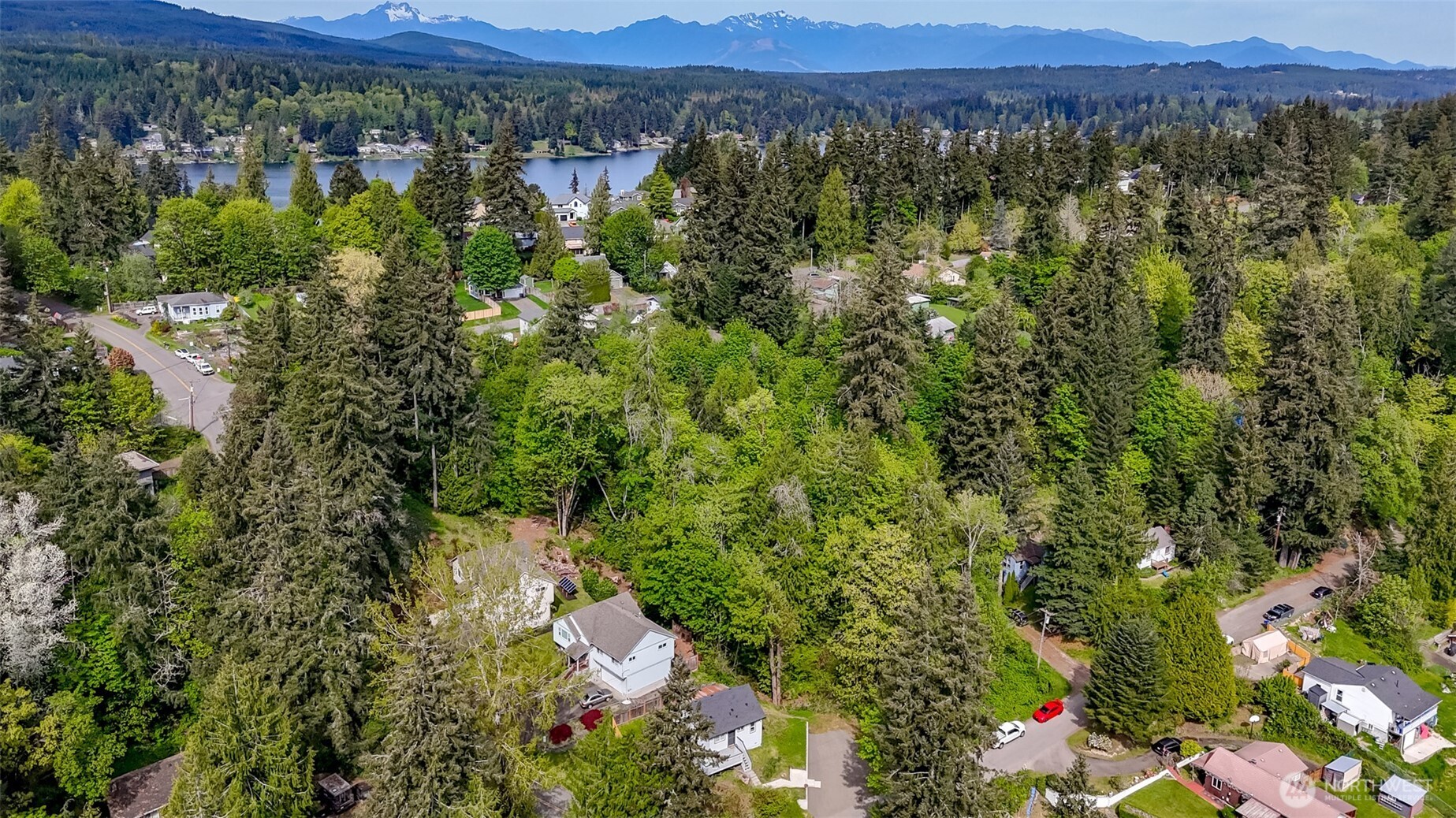 1408 Price Rd , Bremerton, WA 98312