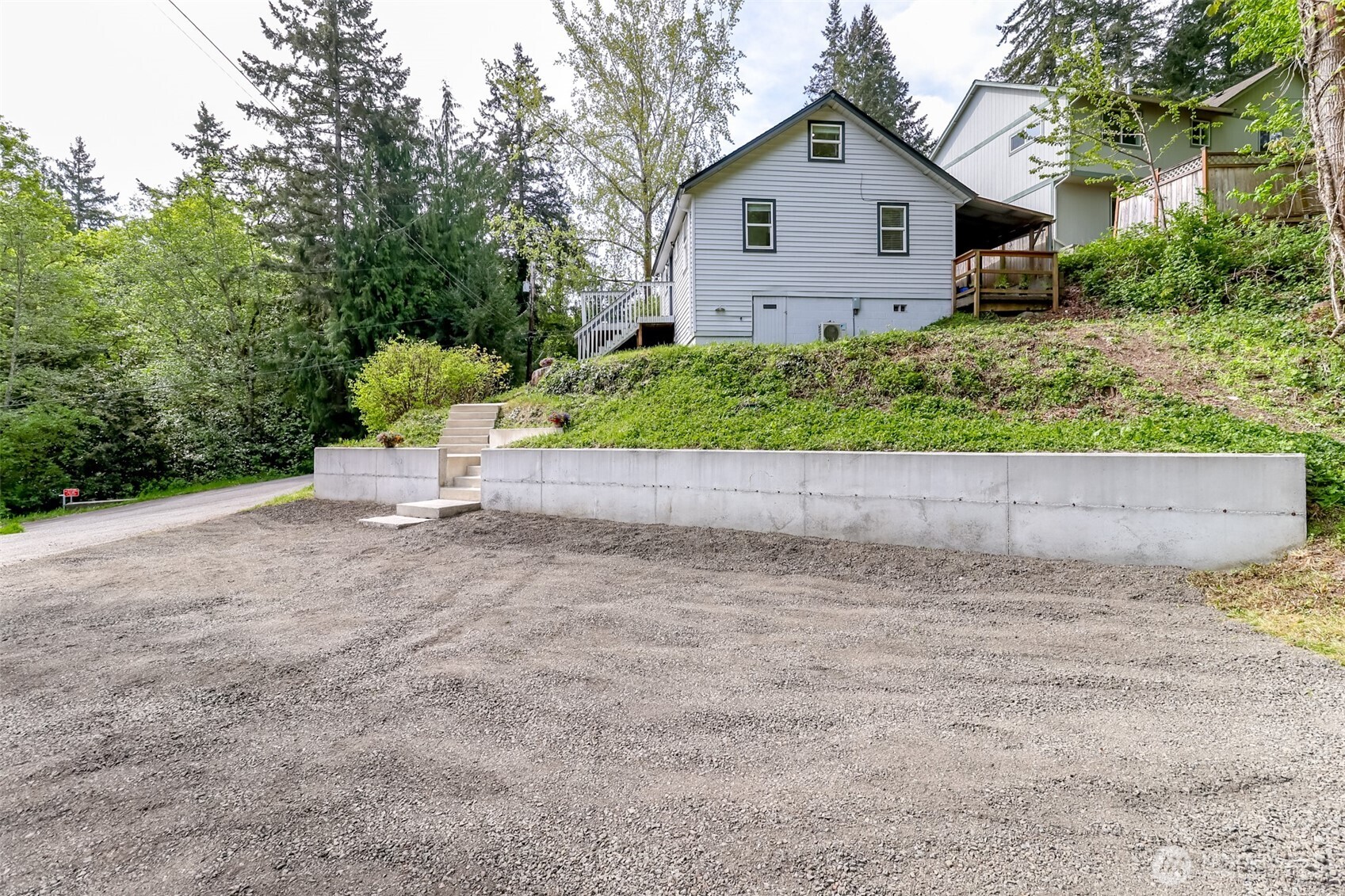 1408 Price Rd , Bremerton, WA 98312