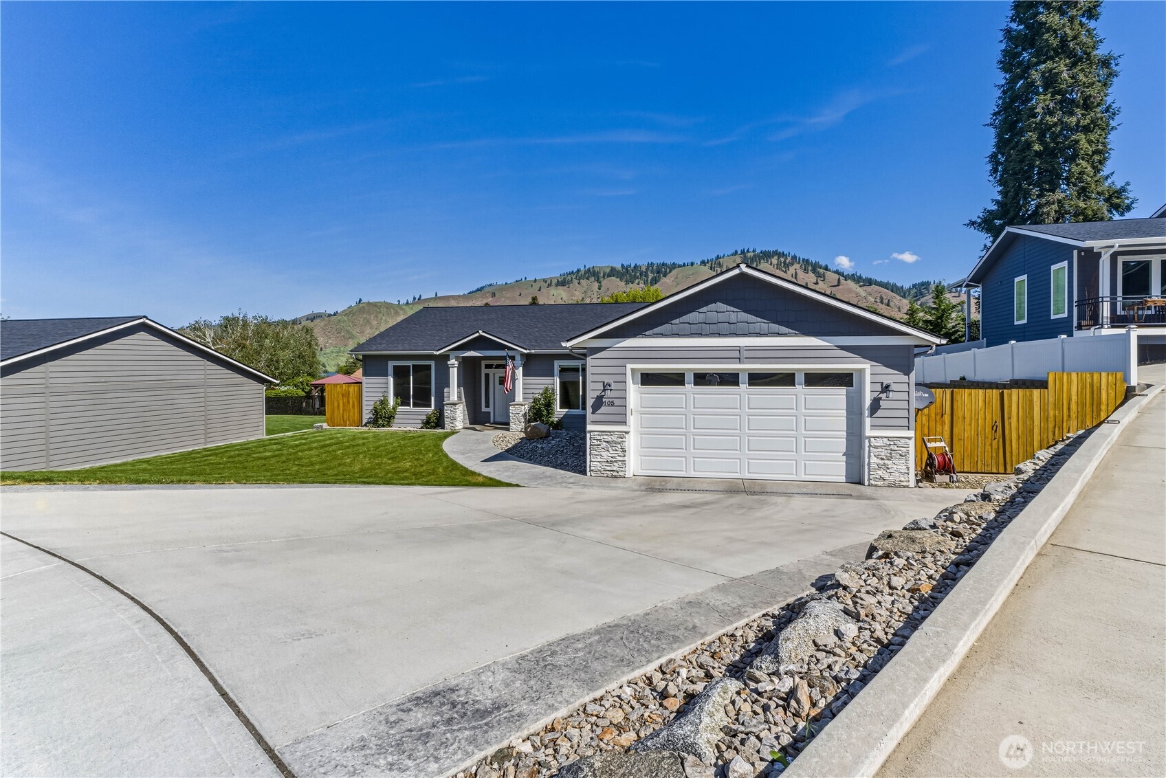 105 Newberry Street , Cashmere, WA 98815