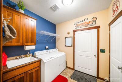 11940 Windtree Lane SE, Rainier, WA 98576 - Photo 25