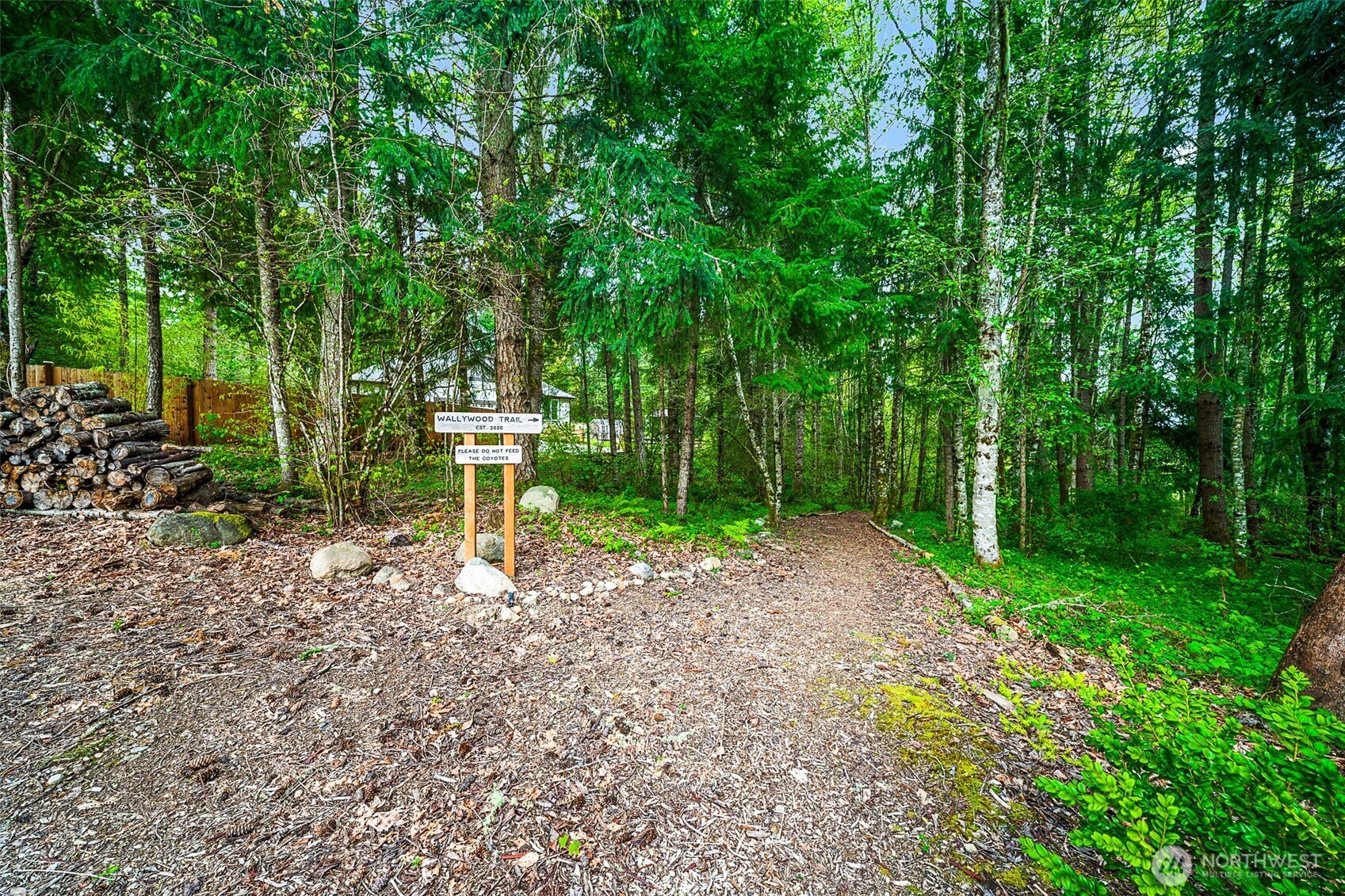 11940 Windtree Lane SE, Rainier, WA 98576