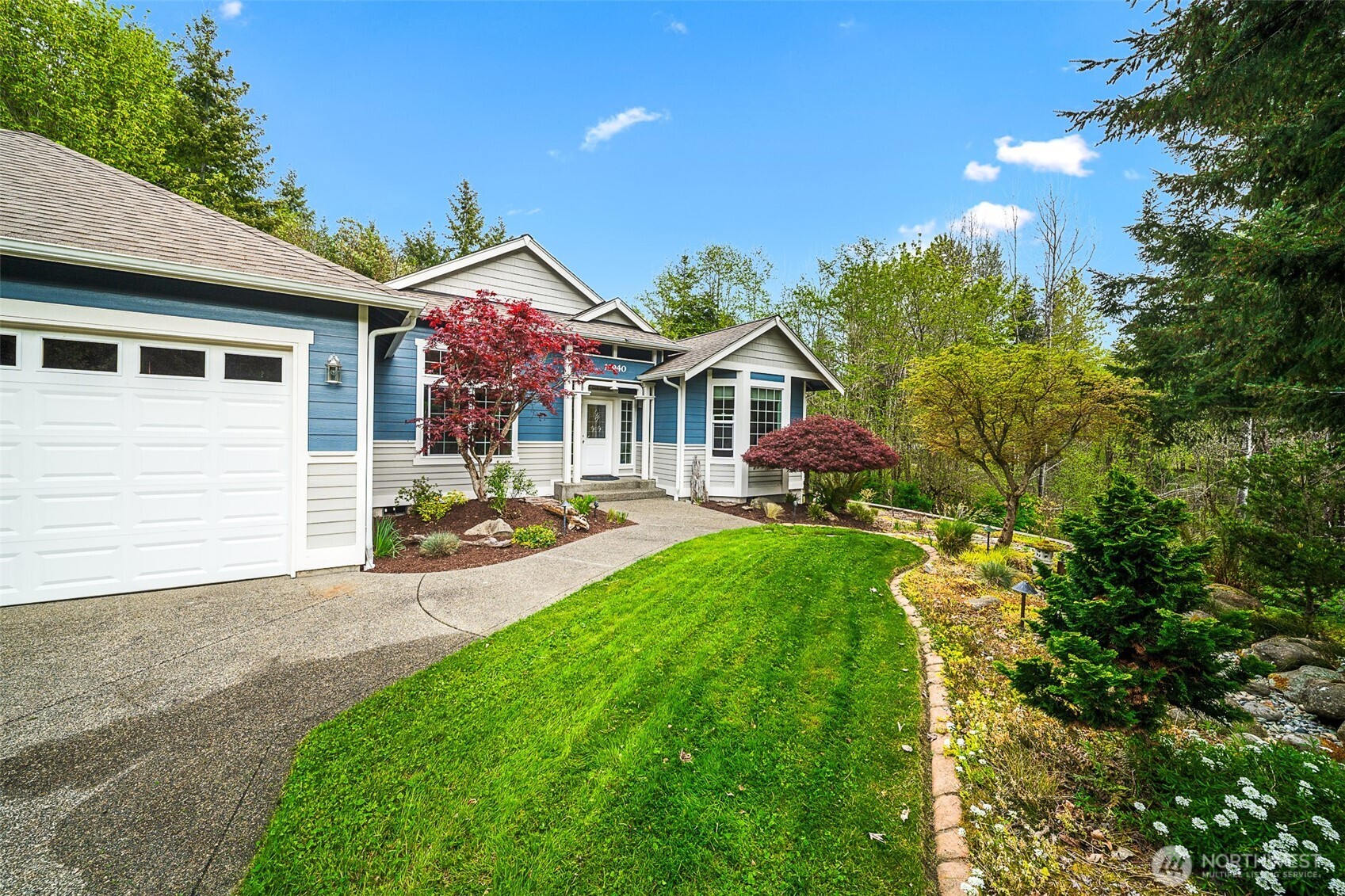 11940 Windtree Lane SE, Rainier, WA 98576