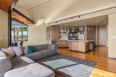 7703 W Mercer Way , Mercer Island, WA 98040 - Photo 12
