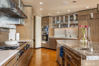 7703 W Mercer Way , Mercer Island, WA 98040 - Photo 14