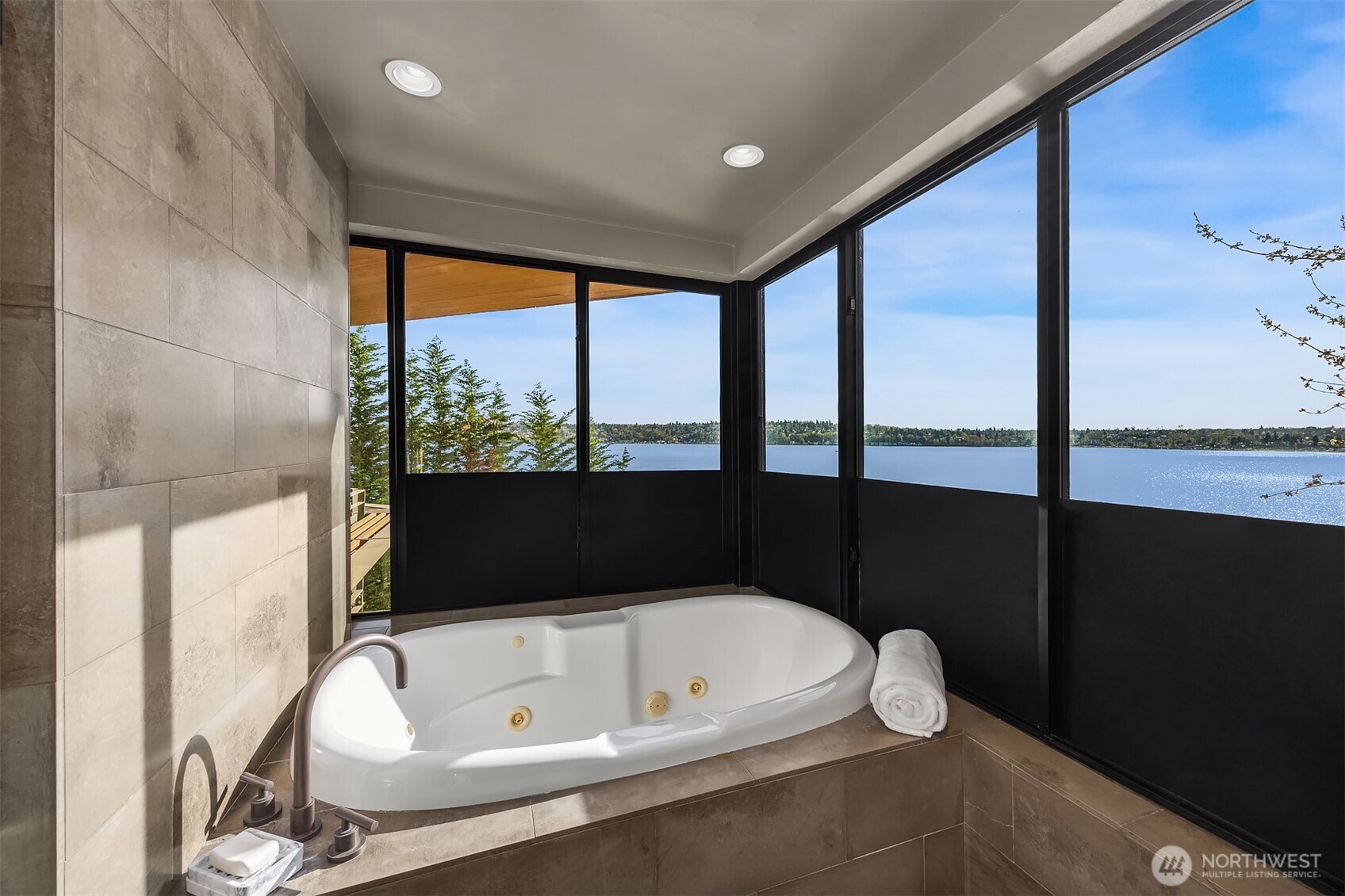 7703 W Mercer Way , Mercer Island, WA 98040