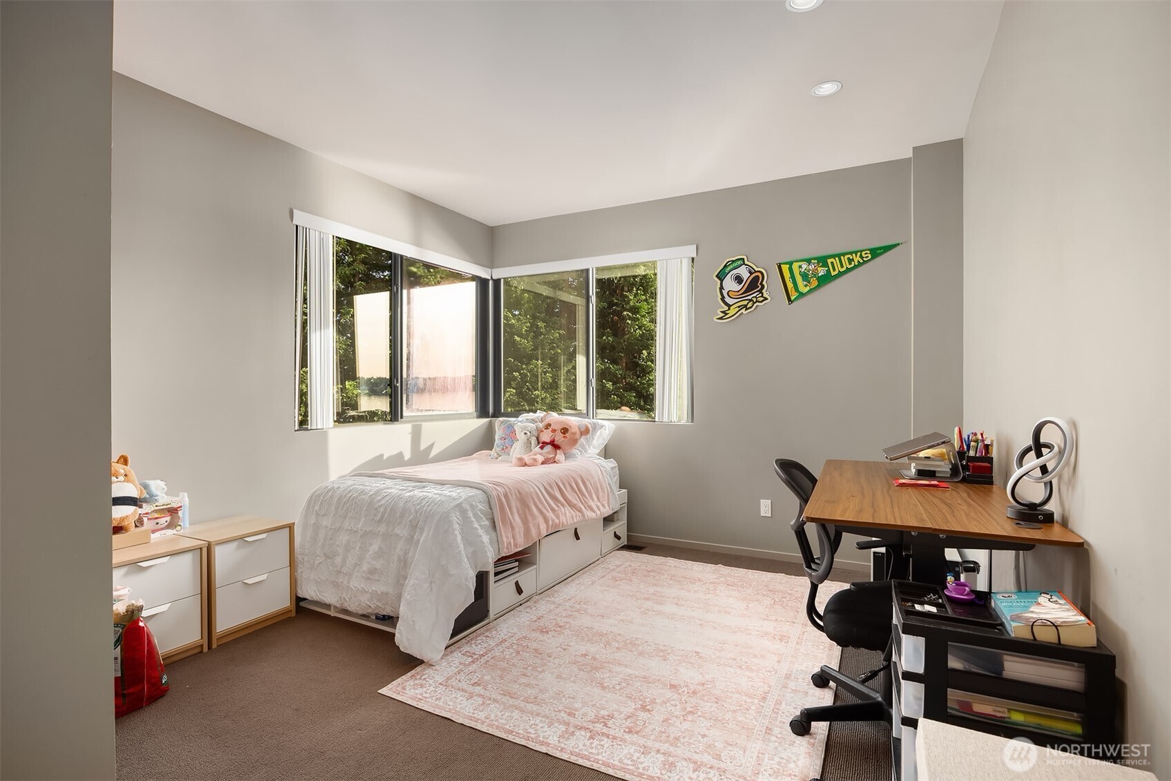 7703 W Mercer Way , Mercer Island, WA 98040