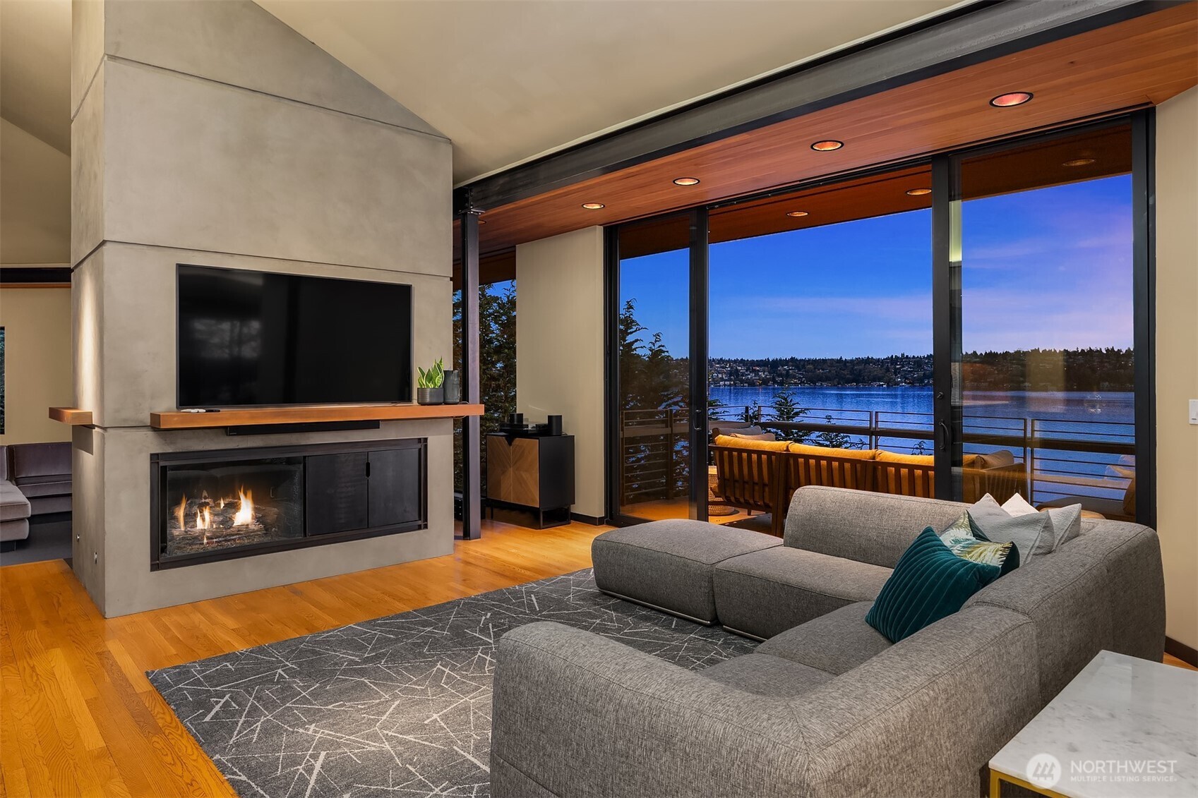 7703 W Mercer Way , Mercer Island, WA 98040