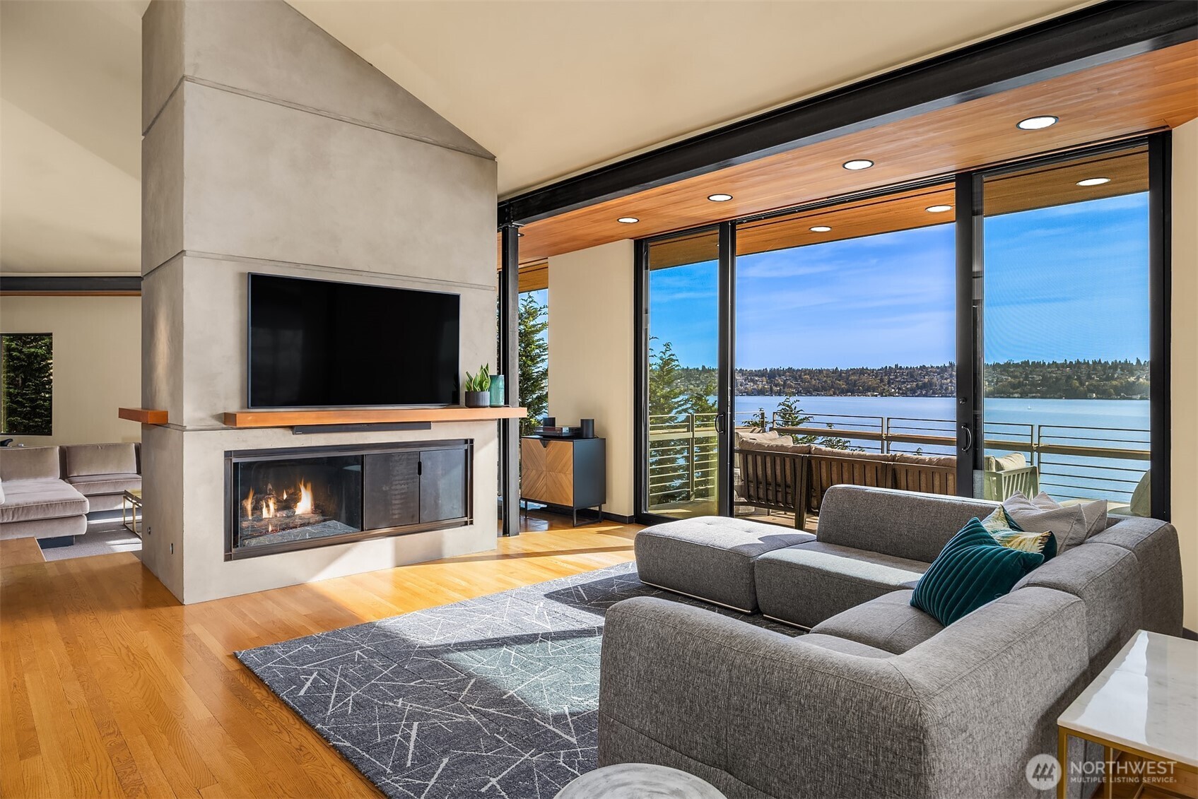 7703 W Mercer Way , Mercer Island, WA 98040