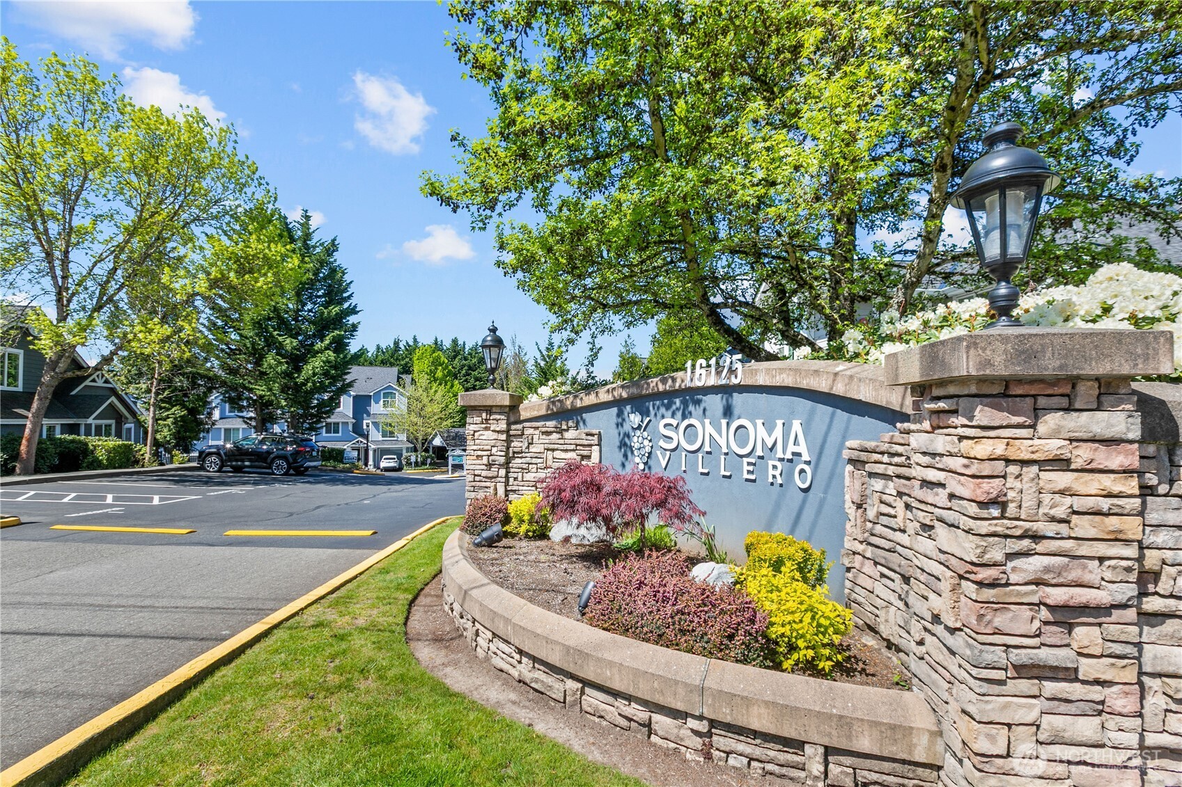 16125 Juanita Woodinville Way NE #219, Bothell, WA 98011