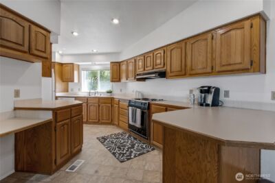 17710 Albany Street SW , Rochester, WA 98579 - Photo 12
