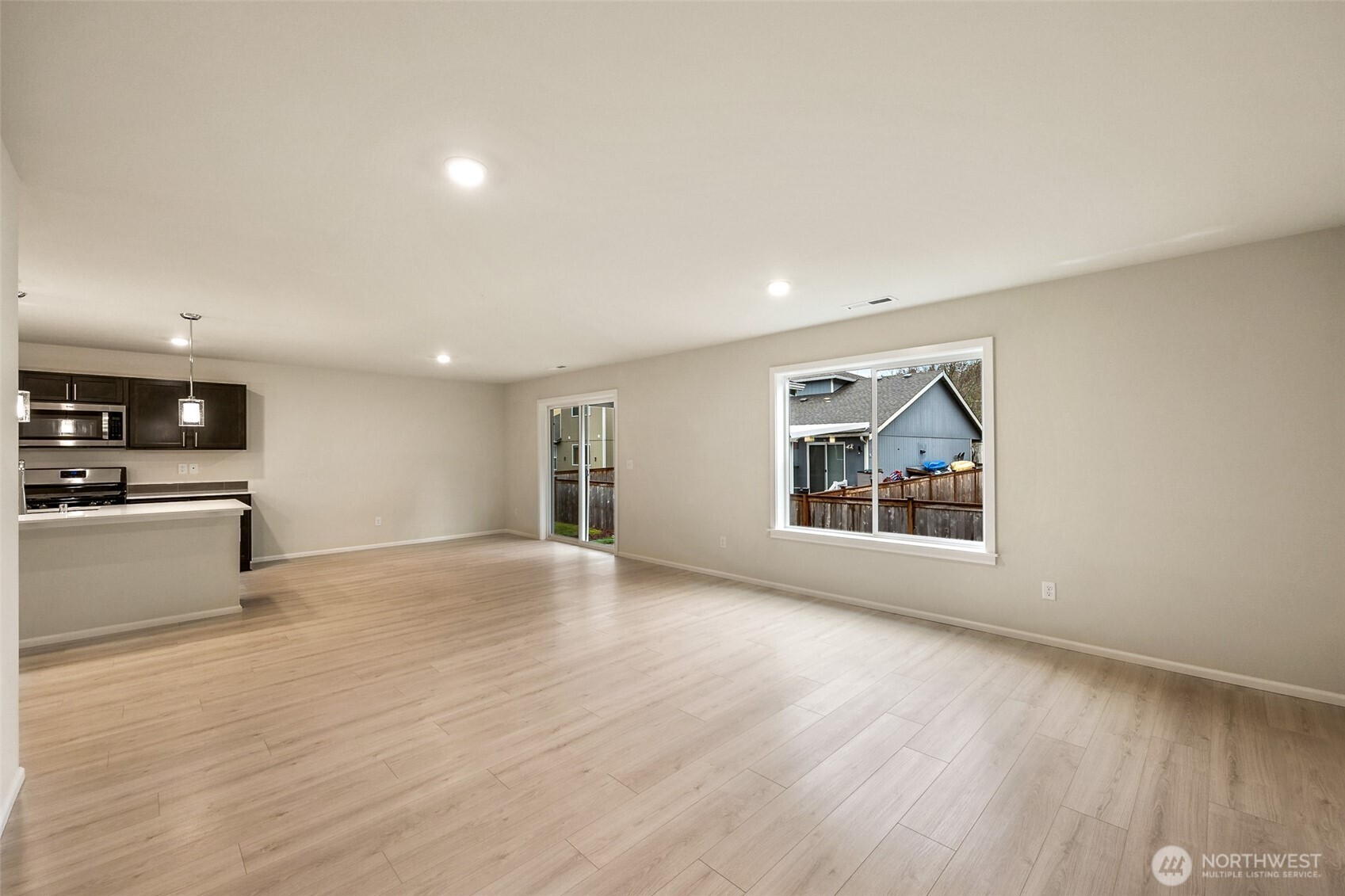 124 Pine Hollow Drive , Chehalis, WA 98532