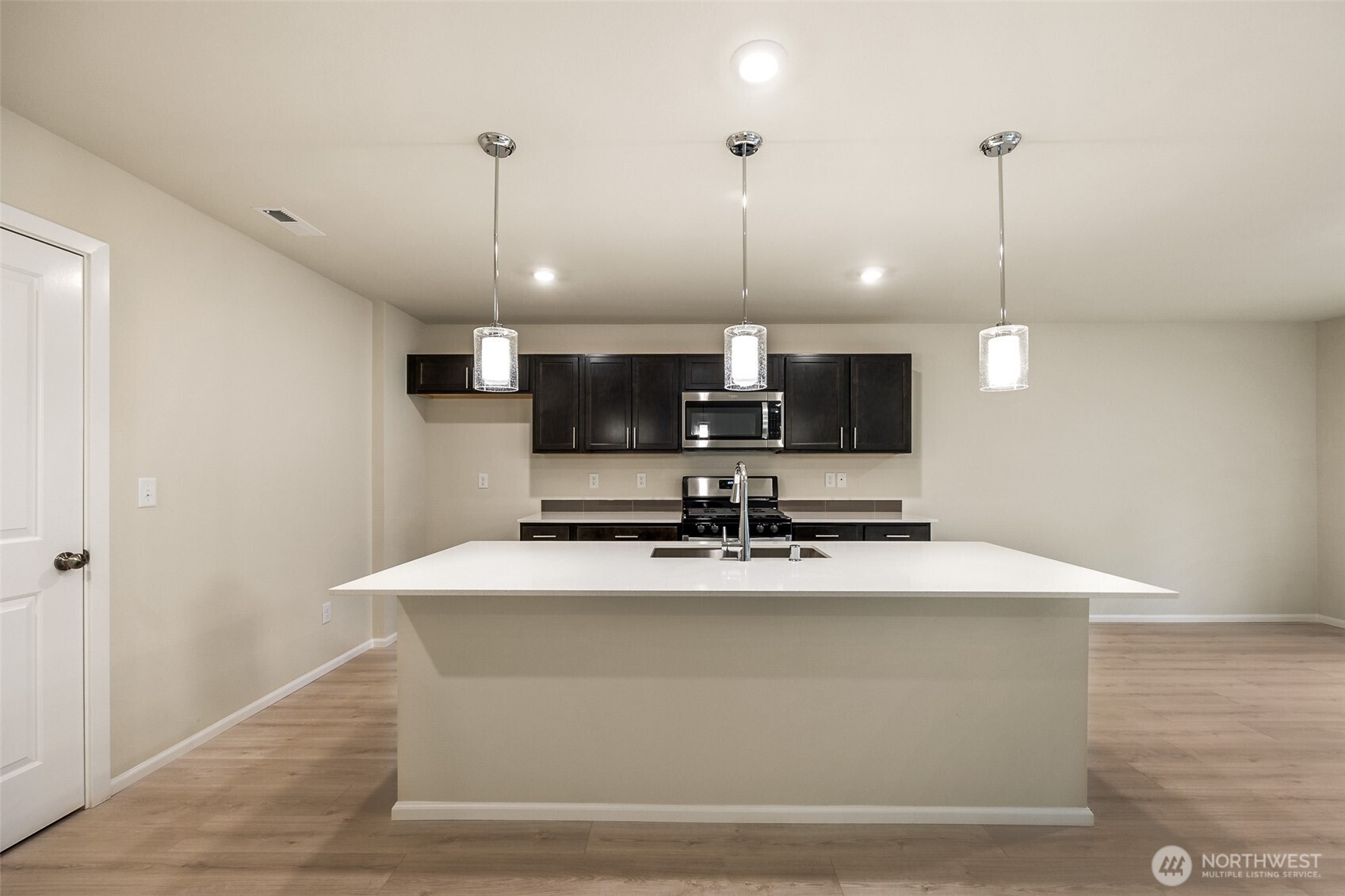 124 Pine Hollow Drive , Chehalis, WA 98532