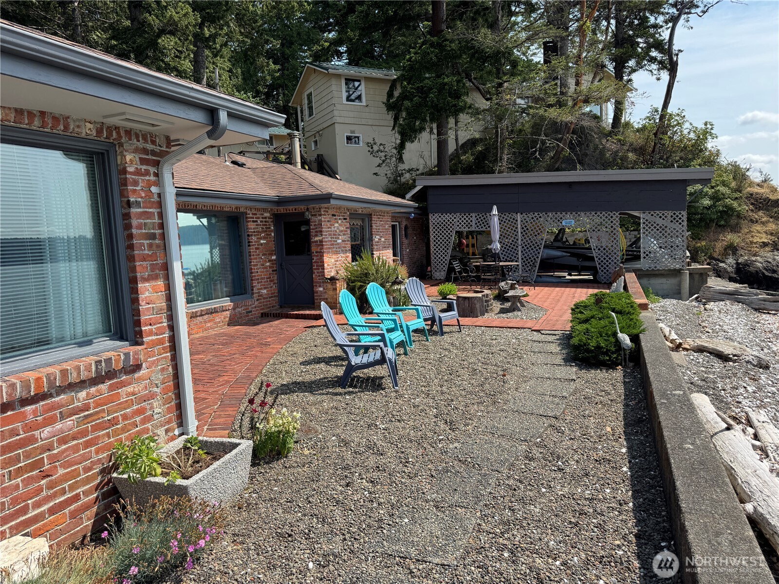 160 N Triton Head Drive , Lilliwaup, WA 98555-9717
