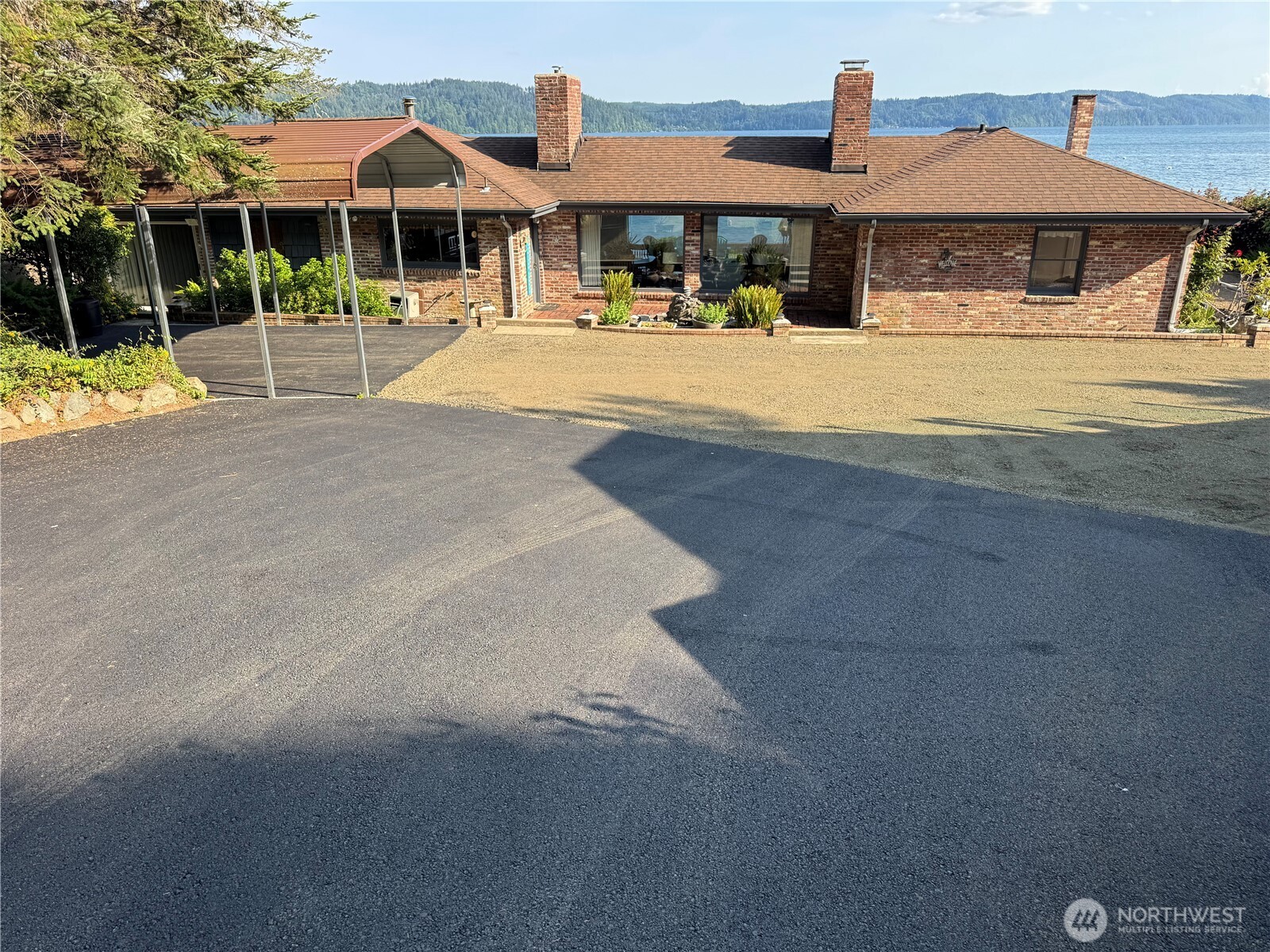 160 N Triton Head Drive , Lilliwaup, WA 98555-9717