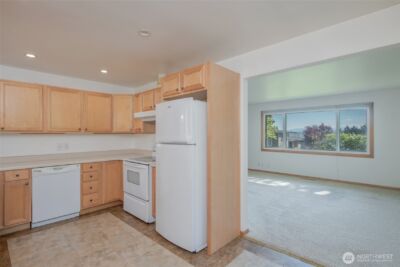 2022 S 108th Street , Seattle, WA 98168 - Photo 7
