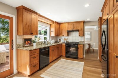 10543 158th Avenue NE, Redmond, WA 98052 - Photo 7