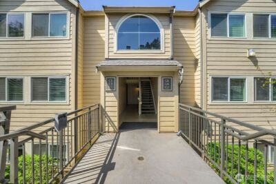 3811 130 Lane SE, Bellevue, WA 98006 - Photo 1