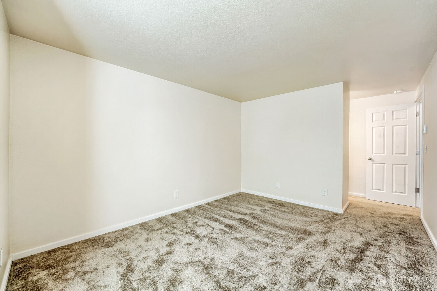 3811 130 Lane SE, Bellevue, WA 98006