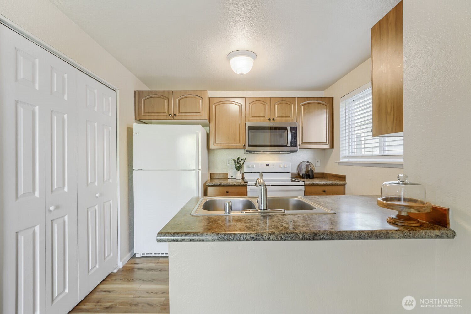 3811 130 Lane SE, Bellevue, WA 98006