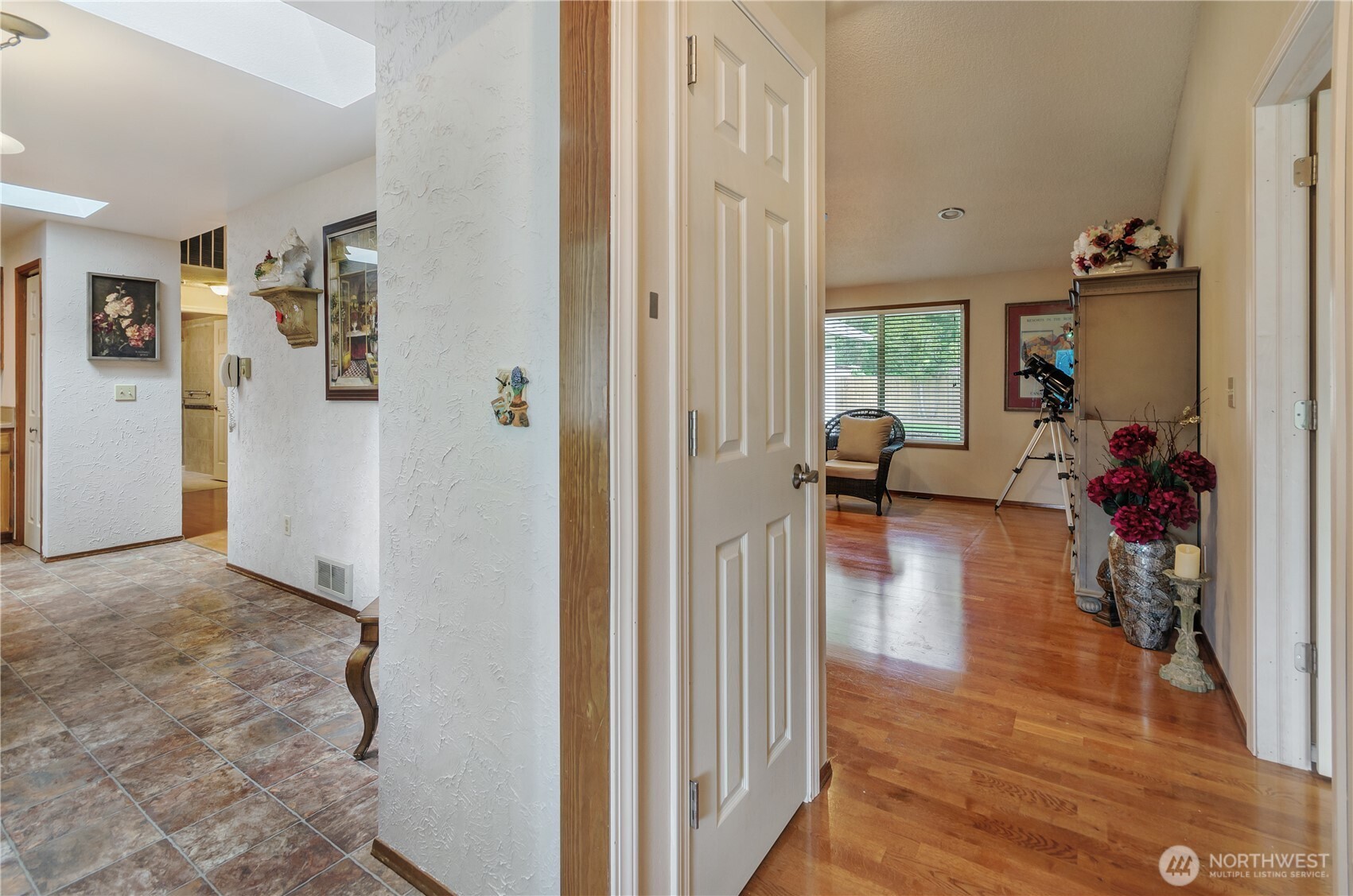 408 Stonewood Drive SE, Olympia, WA 98513
